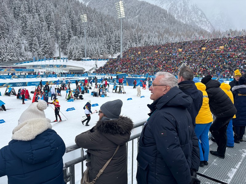 Dienstag, 17. Februar 2026; Sportminister Joachim Herrmann besucht die Olympischen Winter-Spiele in Antholz beim Biathlon.