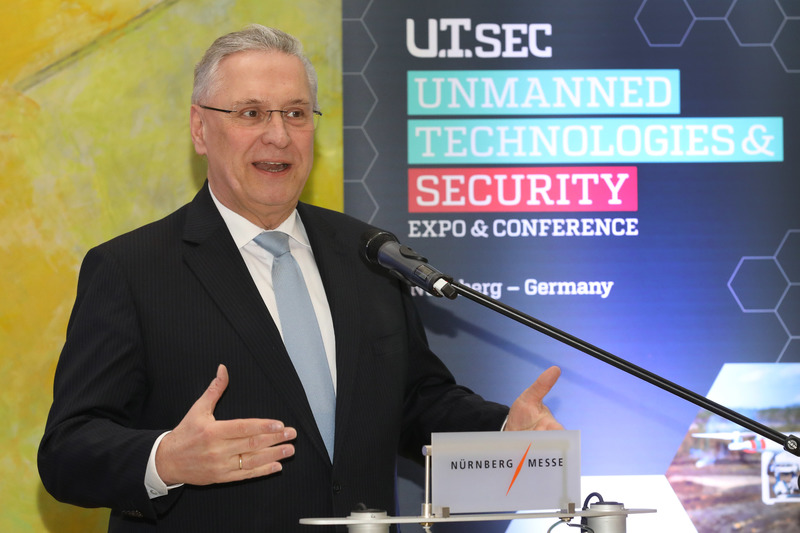 Mittwoch, 7. M�rz, Internationale Fachmesse f�r F�hrungs- und Einsatzmittel der Beh�rden mit Sicherheitsaufgaben - Bayerns Innenminister Joachim Herrmann er�ffnet als Schirmherr die Fachmesse 