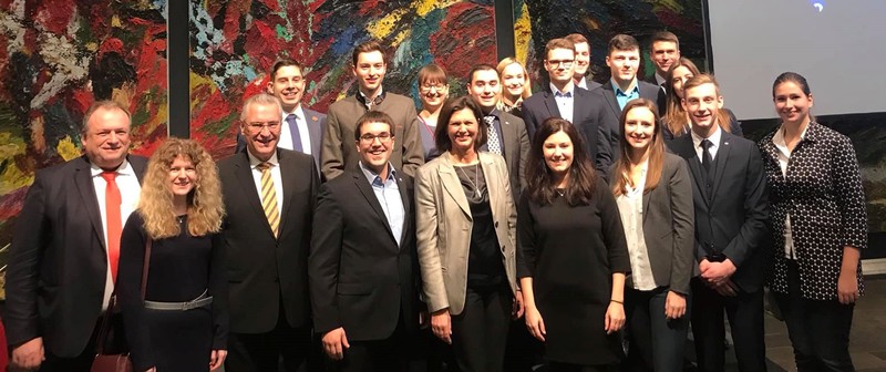 Samstag, 12. Januar 2019, Neujahrsempfang der CSU Erlangen und Erlangen-H�chstadt mit Landtagspr�sidentin Ilse Aigner. Gruppenbild mit der starken JU der Kreisverb�nde