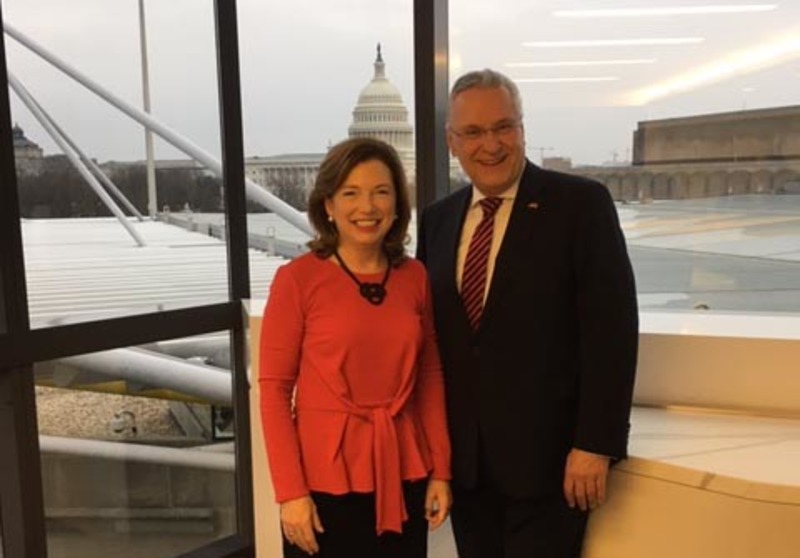 Mittwoch, 6. Februar 2019; Joachim Hermann und SIEMENS CEO Barbara Humpton sprachen  in Washington unter anderem �ber die Herausforderungen und Chancen der Digitalisierung, �ber Cybersicherheit, den Verkehr der Zukunft sowie den Datenschutz im Bereich neuer Technologien, insbesondere im sogenannten �Internet der Dinge.