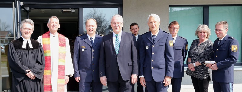 Montag, 1. April 2019; Innenminister Joachim Herrmann bei der Einweihung der neuen Polizeiinspektion Pasing. Die rund 100 Mitarbeiterinnen und Mitarbeiter der Polizeiinspektion 45 'Pasing' haben nach etwa zwei Jahren Bauzeit ein neues Dienstgeb�ude. Das hochmoderne Polizeigeb�ude bietet optimale Arbeitsbedingungen und einen barrierefreien Zugang.