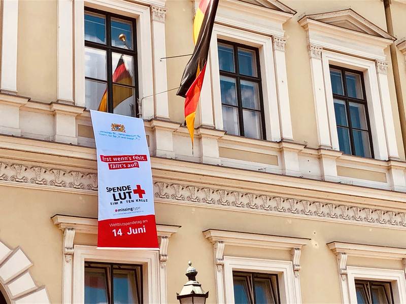 Freitag, 14. Juni 2019; Erst wenn�s fehlt f�llt es auf! Nicht nur am heutigen Weltblutspendentag wird es ohne A, B und 0 kritisch. Alleine in Bayern werden jeden Tag 2.000 Blutspenden ben�tigt. Darum: Blut spenden - wann immer es geht!