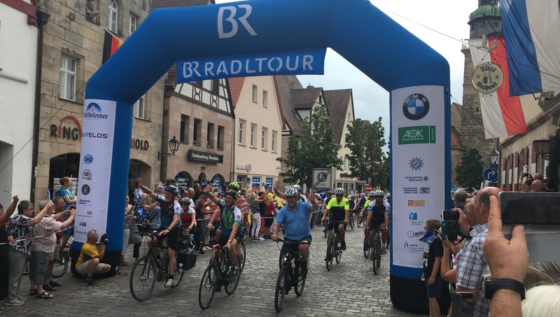 Dienstag, 30. Juli 2019; Sportminister Joachim Herrmann f�hrt die Nachmittagsetappe am 3. Tag der BR Radl Tour von Betzenstein nach Lauf a.d. Pegnitz mit. 