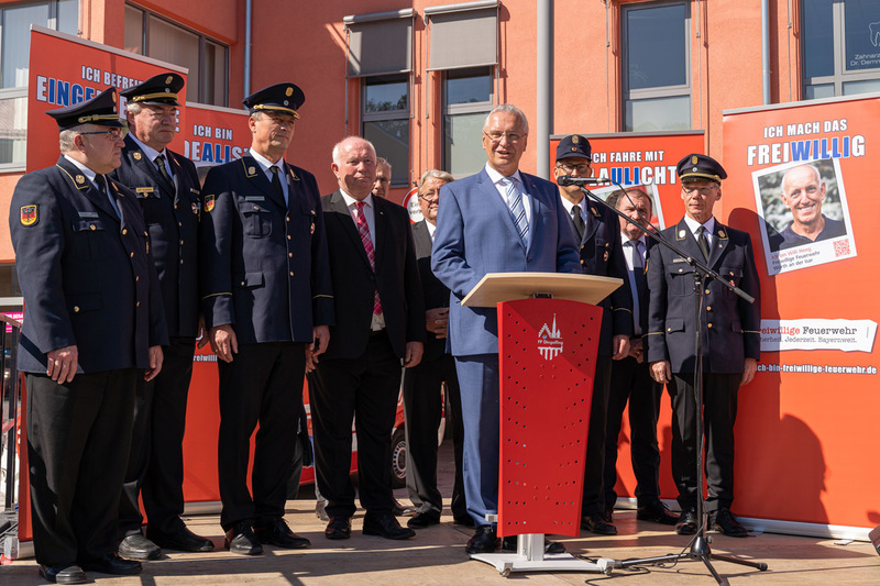 Samstag, 21. September 2019; der Innenminister er�ffnet die Feuerwehr-Aktionswoche 2019 und startet die neue Kampagne zur Nachwuchs- und Mitgliedergewinnung f�r die bayerischen Feuerwehren unter dem Motto 