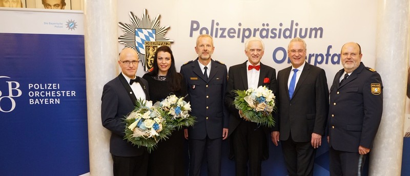 Freitag, 22. November 2019; Zehn Jahre Polizeipr�sidium Oberpfalz � f�r Bayerns Innenminister Joachim Herrmann ein Grund zum Feiern. 