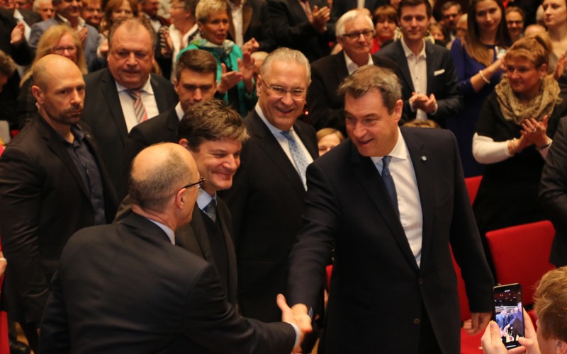 Sonntag, 26. Januar 2020, Neujahrsempfang der CSU Kreisverb�nde Erlangen und Erlangen-H�chstadt. Ministerp�sident Dr. Markus S�der wurde von den �ber 800 G�sten freundlich begr��t.
Foto: Patrick Helmer