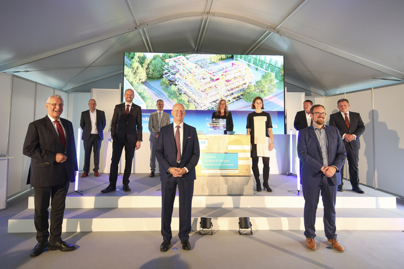 Freitag, 9. Oktober 2020; Joachim Herrmann hat bei der Grundsteinlegung f�r ein neues Laborgeb�ude des 'Siemens Campus Erlangen' die positiven Auswirkungen auf den gesamten Wirtschafts- und Wissenschaftsstandort Bayern betont: 